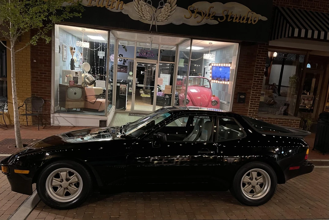 1985 Porsche 944 - Image 18 of 31