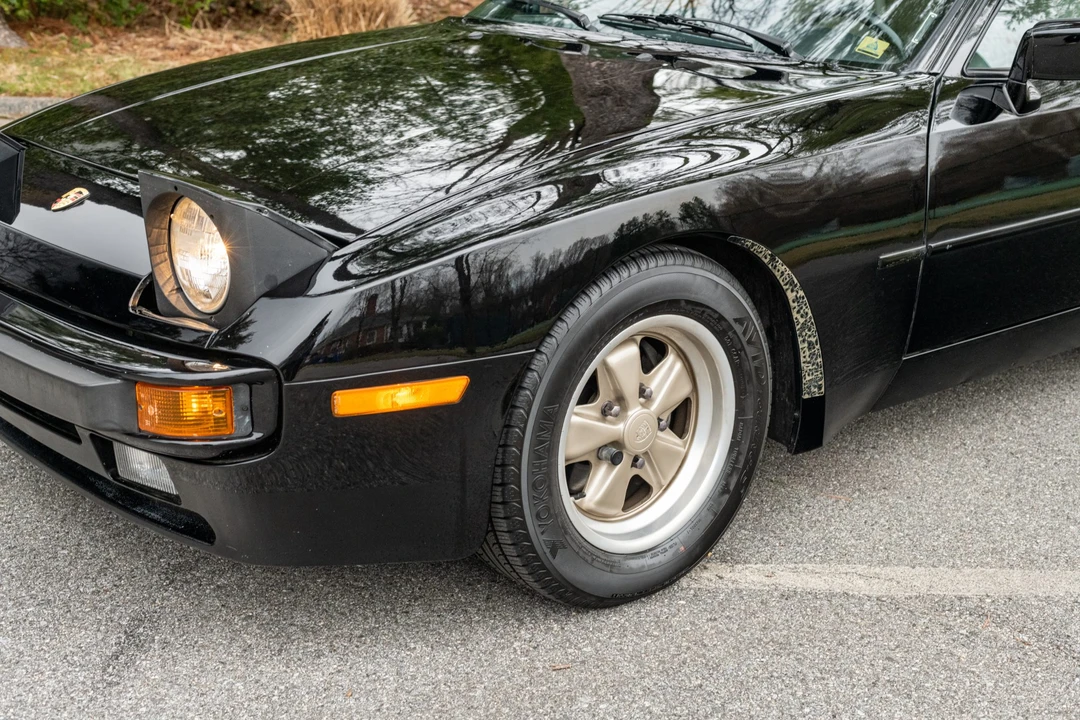 1985 Porsche 944 - Image 17 of 31