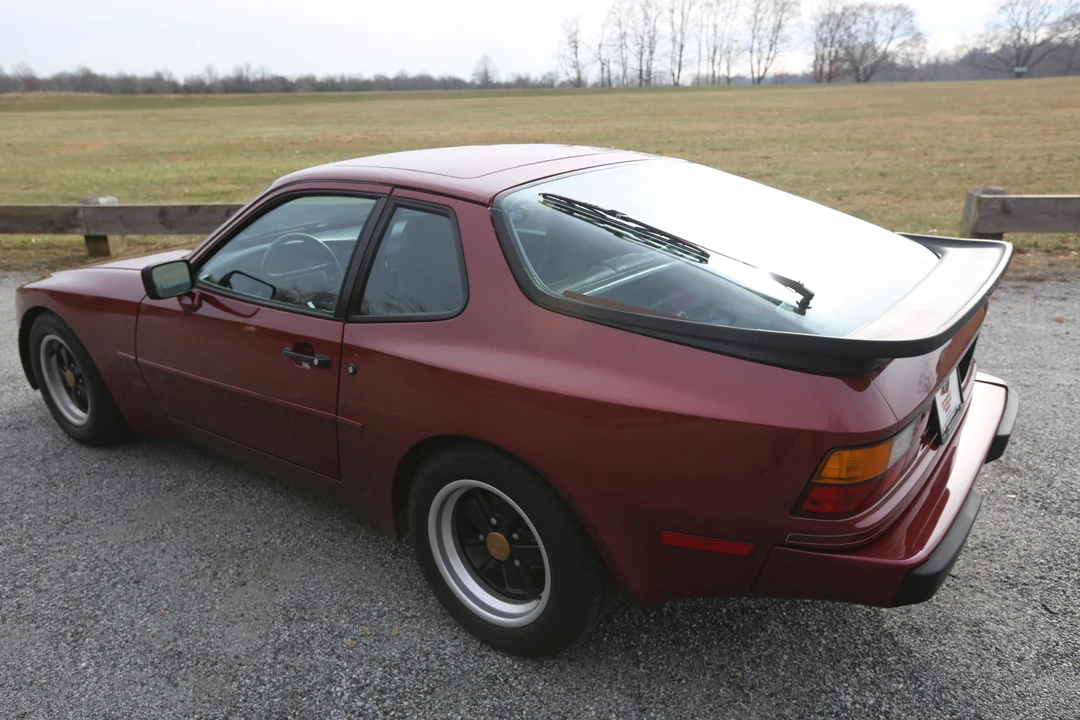 1985 Porsche 944 - Image 14 of 31
