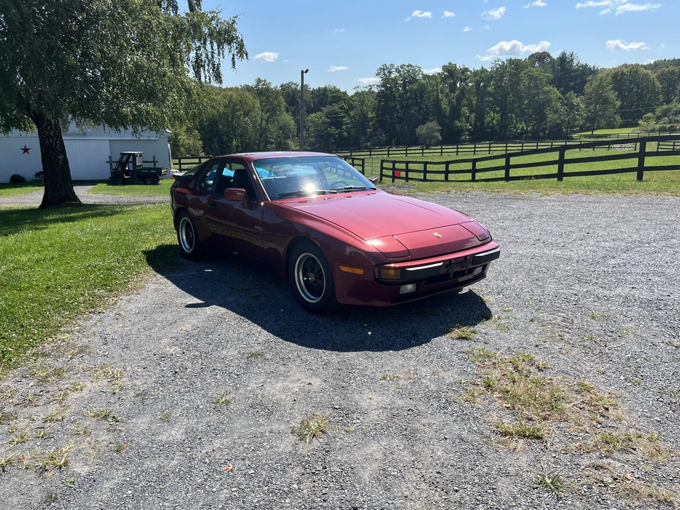 1985 Porsche 944 - Image 5 of 31