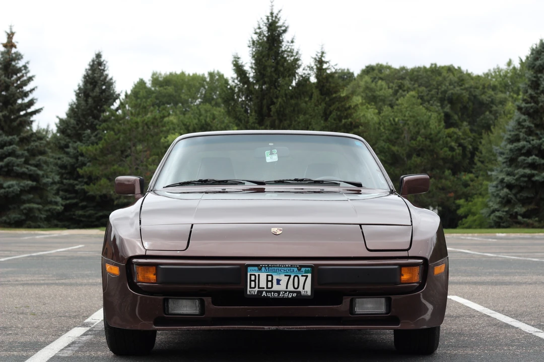 1985 Porsche 944 - Image 5 of 31