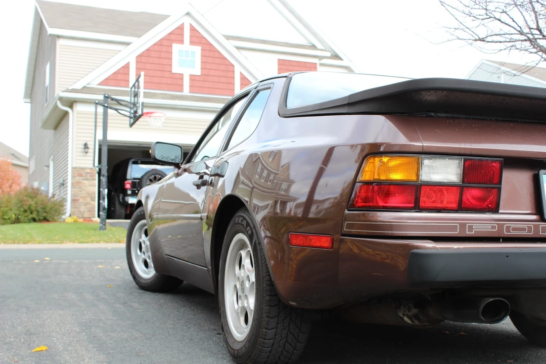 1985 Porsche 944 - Image 14 of 31