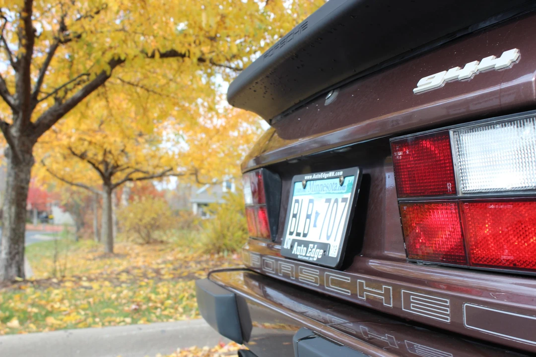 1985 Porsche 944 - Image 17 of 31