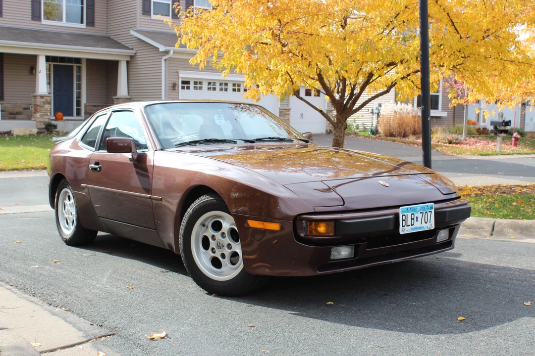 1985 Porsche 944 - Image 3 of 31