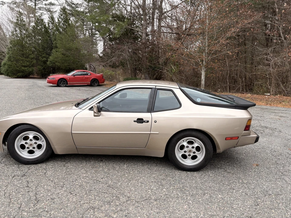 1985 Porsche 944 - Image 6 of 31
