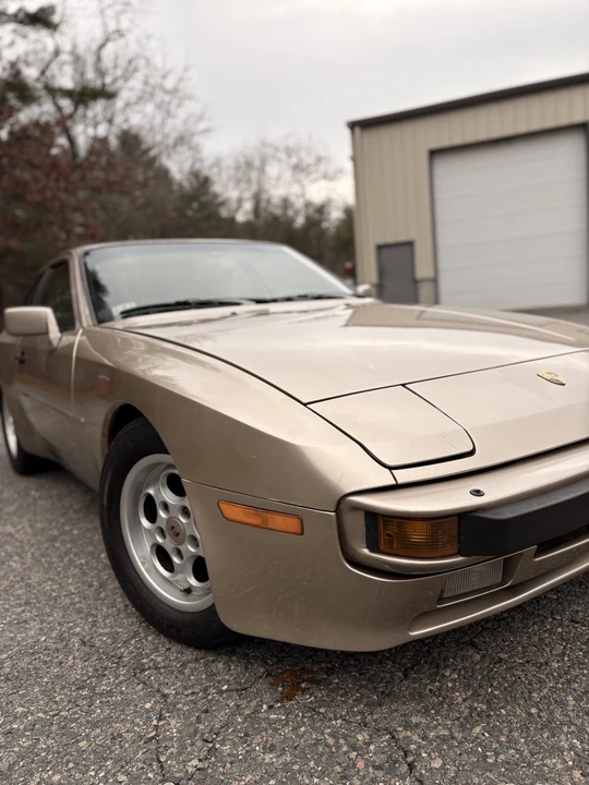 1985 Porsche 944 - Image 13 of 31