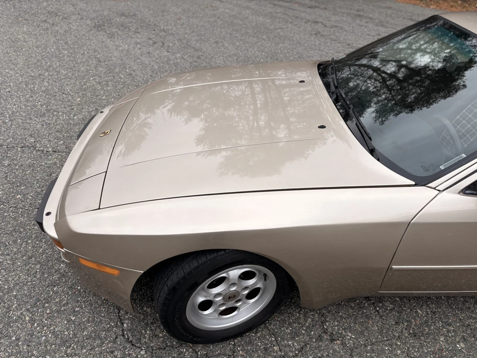 1985 Porsche 944 - Image 15 of 31