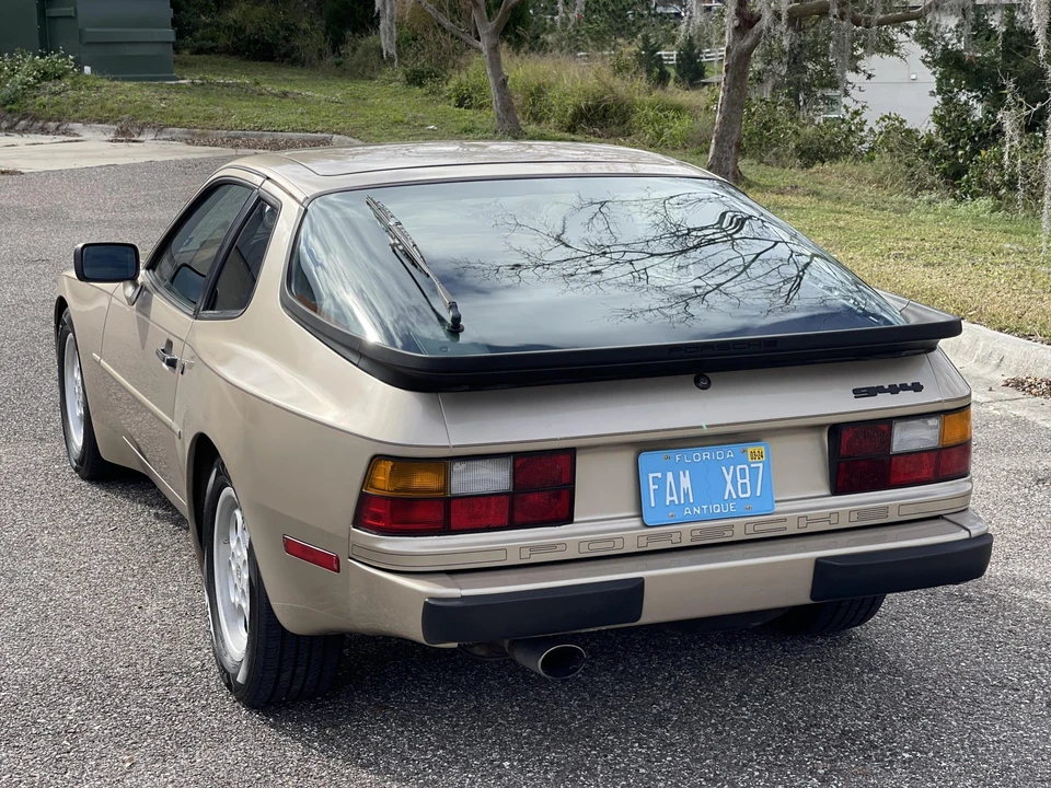1985 Porsche 944 - Image 30 of 31
