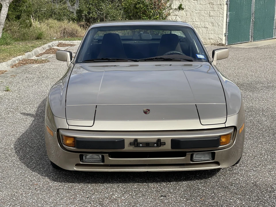 1985 Porsche 944 - Image 7 of 31