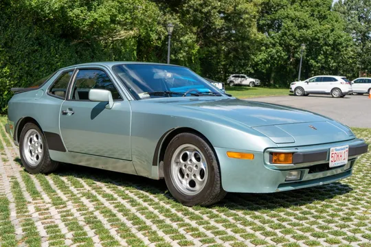 1985 Porsche 944 5-Speed