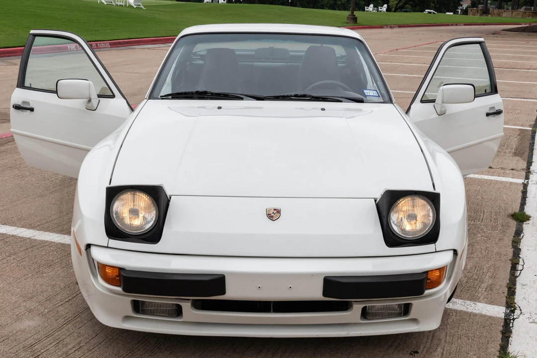 1985 Porsche 944 - Image 11 of 31