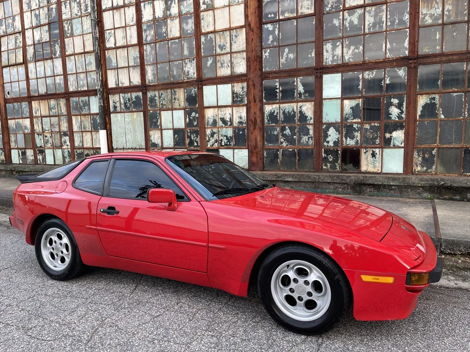 1985 Porsche 944 - Image 29 of 31