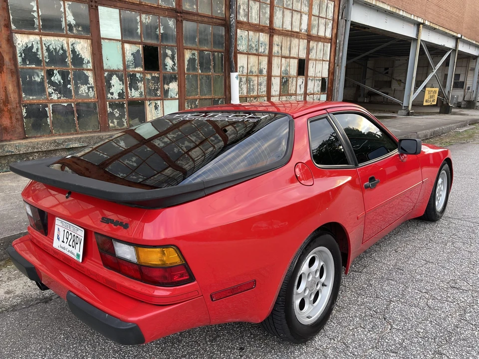 1985 Porsche 944 - Image 25 of 31