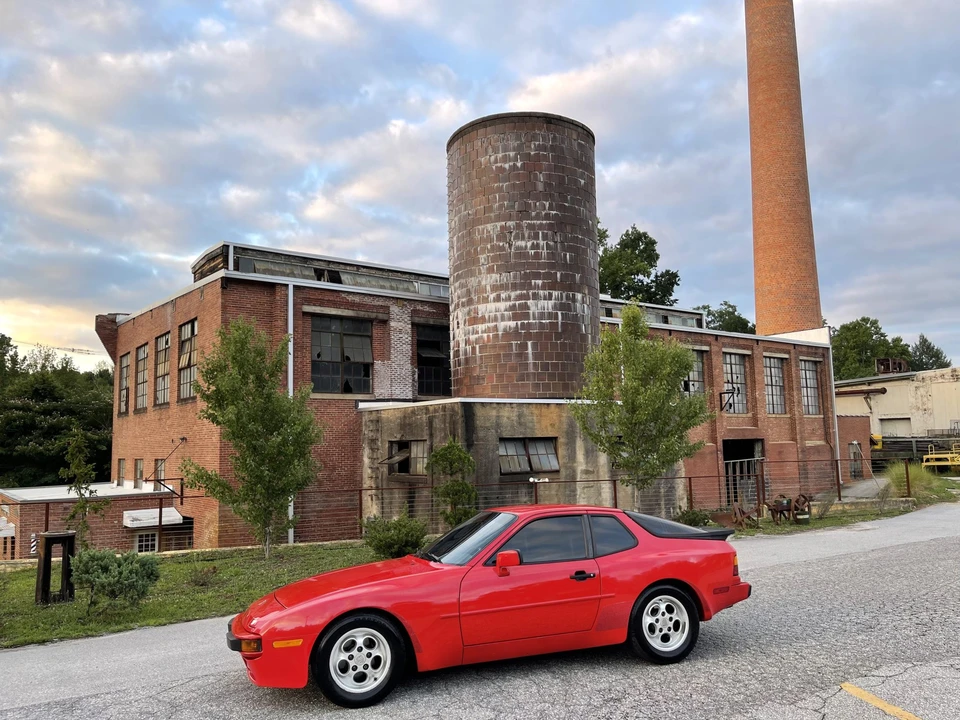 1985 Porsche 944 - Image 7 of 31
