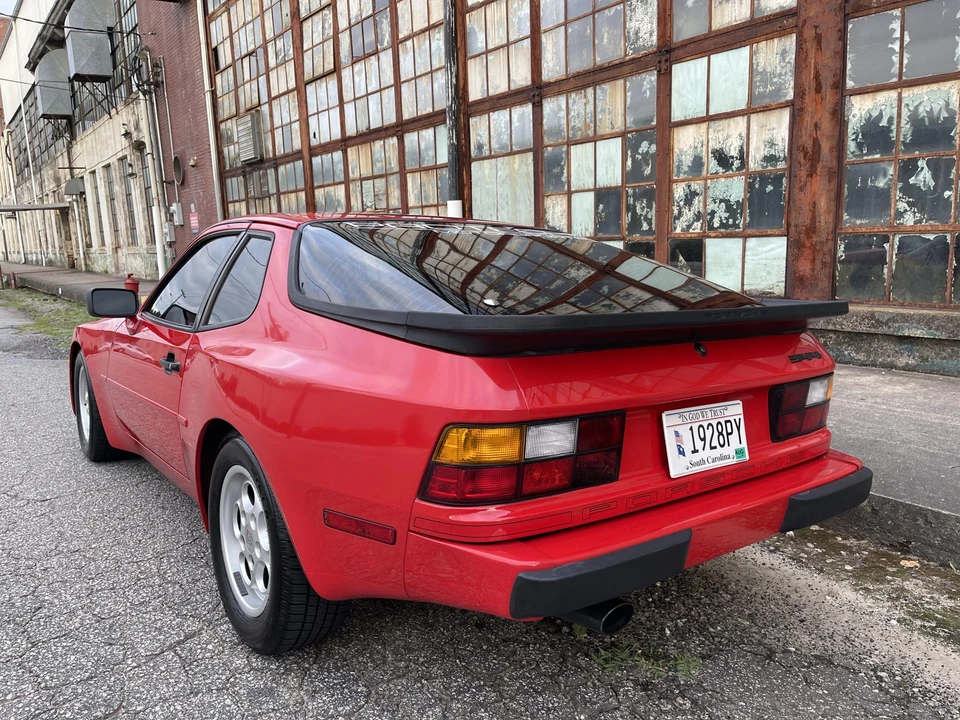 1985 Porsche 944 - Image 23 of 31