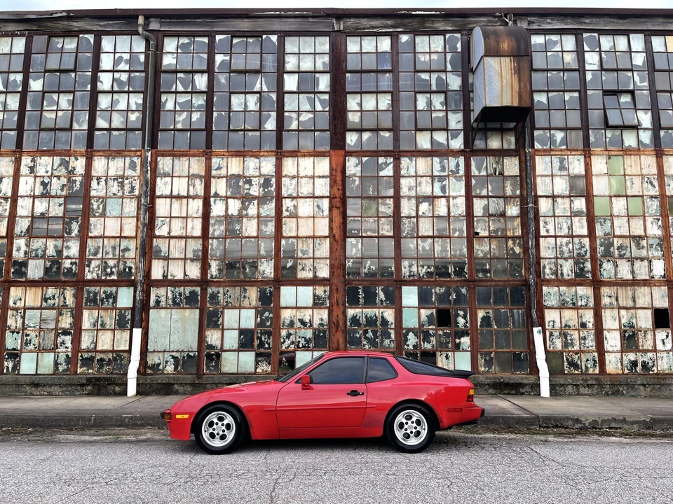 1985 Porsche 944 - Image 18 of 31