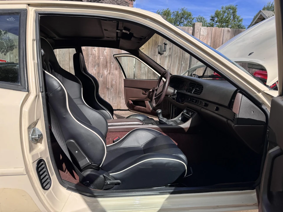 1985 Porsche 944 - Image 14 of 31