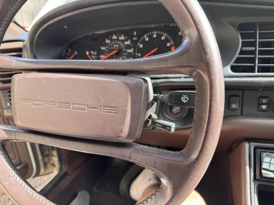 1985 Porsche 944 - Image 29 of 31