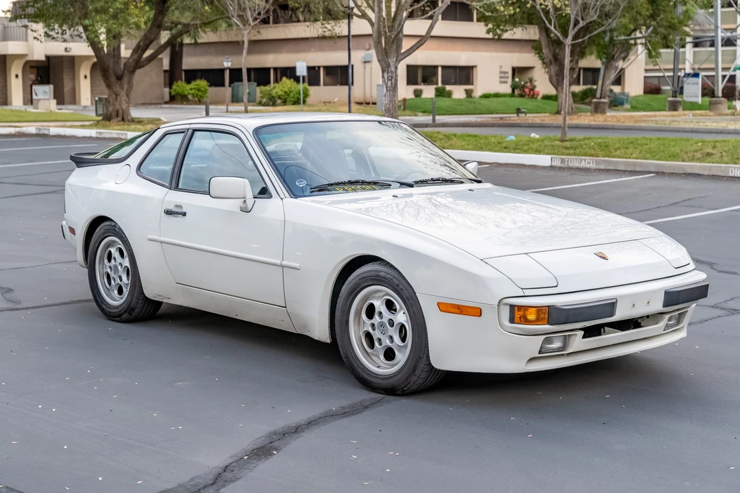 1985 Porsche 944 - Image 7 of 31