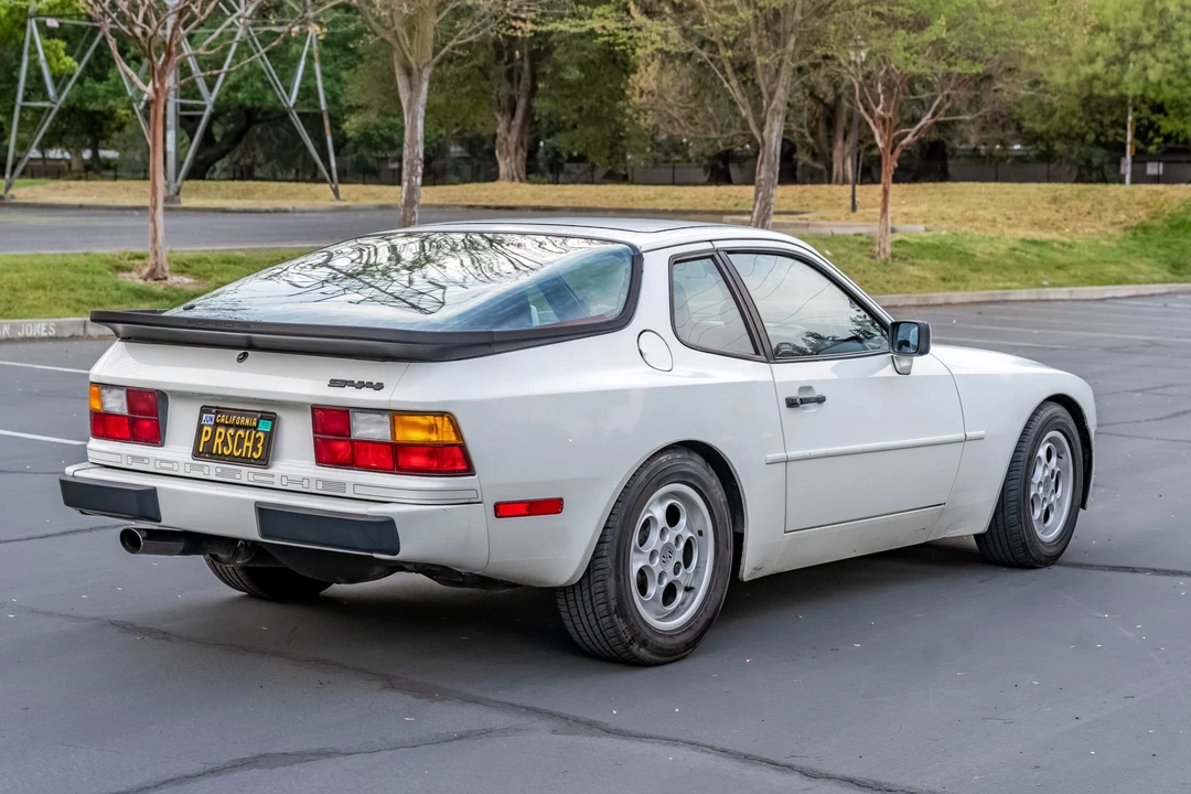 1985 Porsche 944 - Image 5 of 31