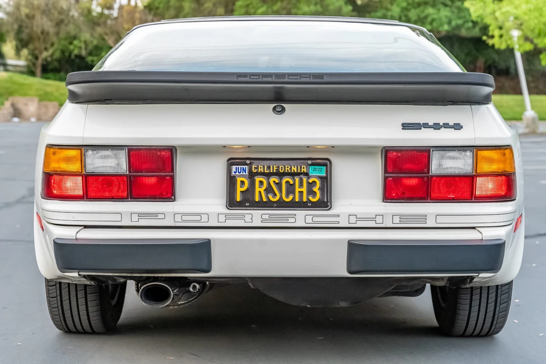1985 Porsche 944 - Image 29 of 31