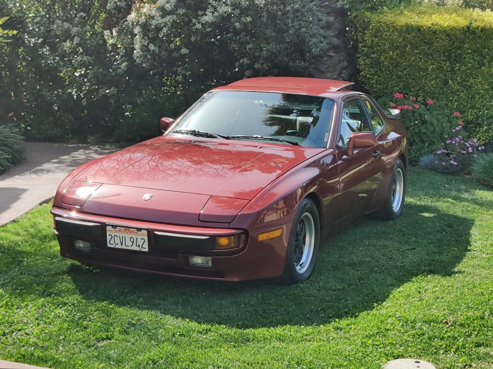1985 Porsche 944 - Image 4 of 31