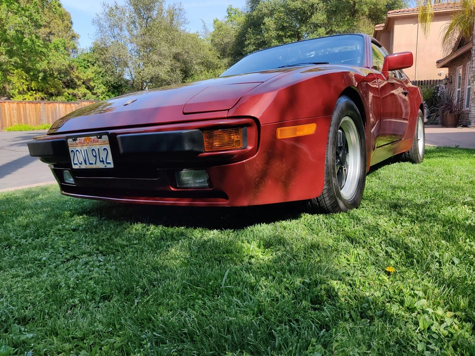 1985 Porsche 944 - Image 5 of 31