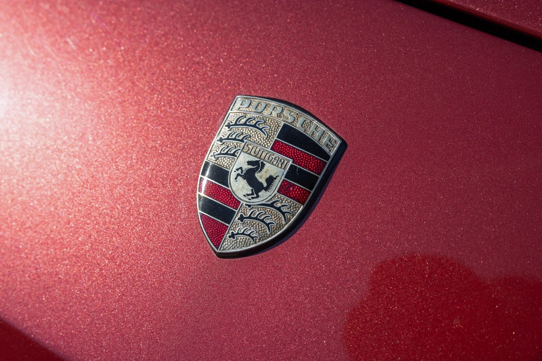 1985 Porsche 944 - Image 23 of 31