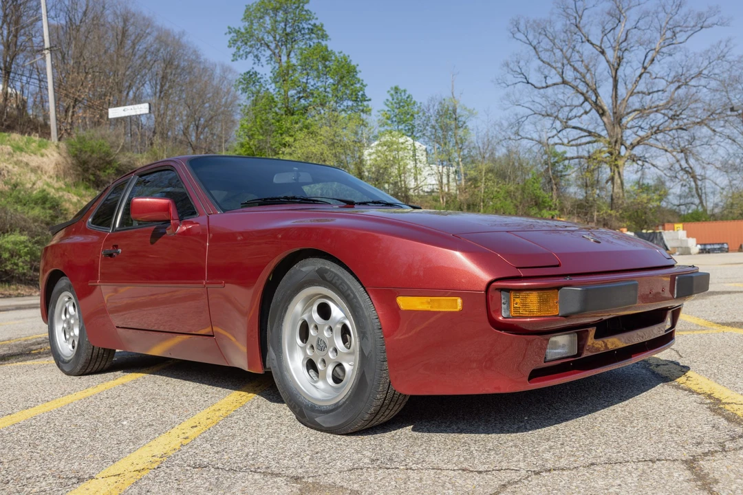 1985 Porsche 944 - Image 5 of 31