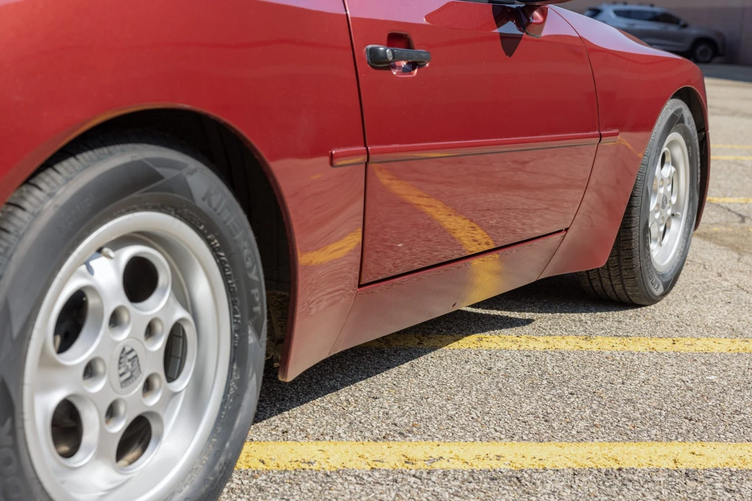 1985 Porsche 944 - Image 27 of 31