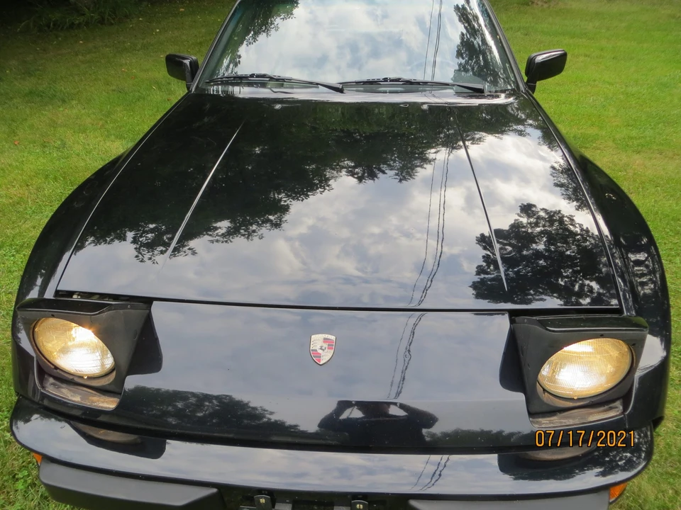 1985 Porsche 944 - Image 17 of 31