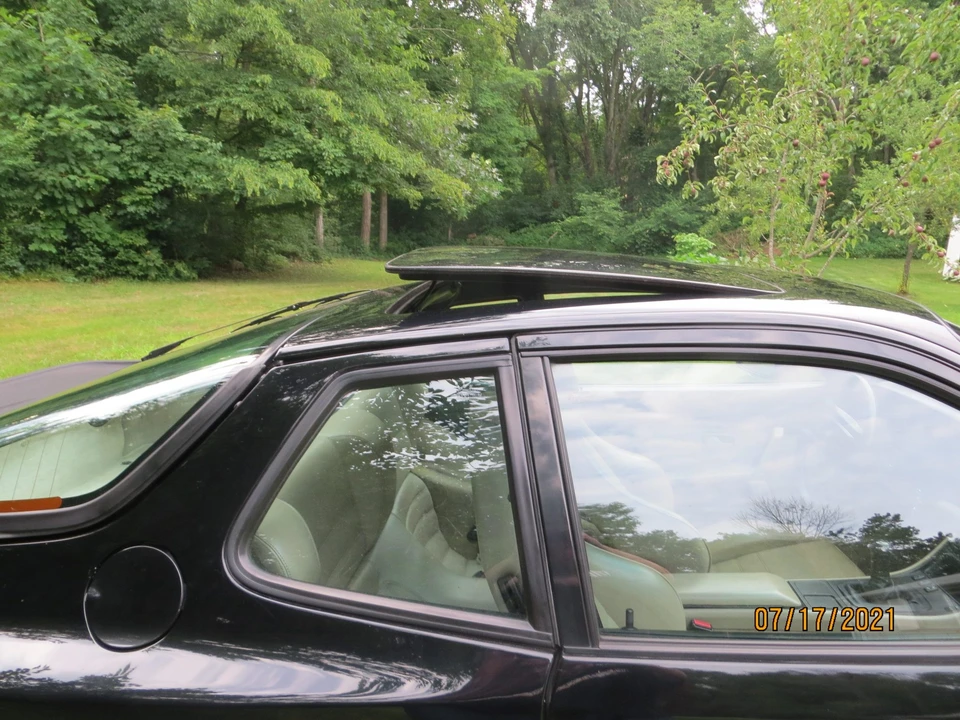 1985 Porsche 944 - Image 30 of 31