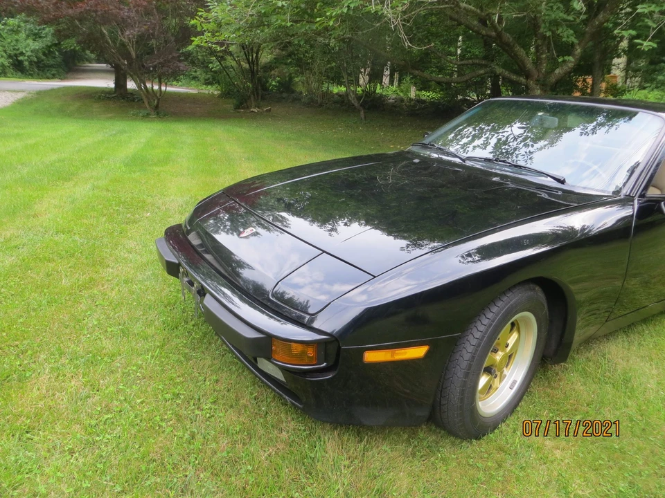 1985 Porsche 944 - Image 6 of 31