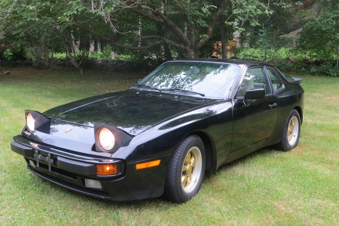 1985 Porsche 944 - Image 3 of 31