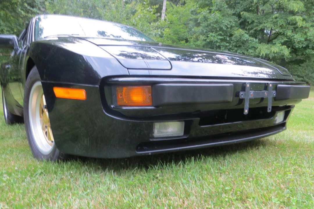 1985 Porsche 944 - Image 14 of 31