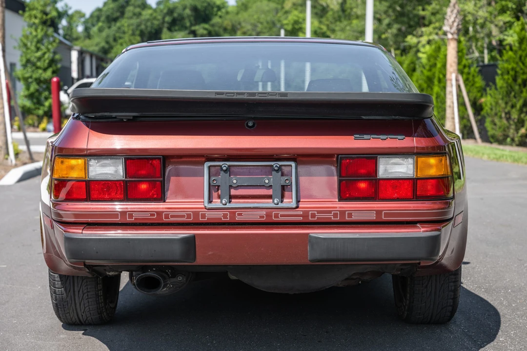 1985 Porsche 944 - Image 5 of 31