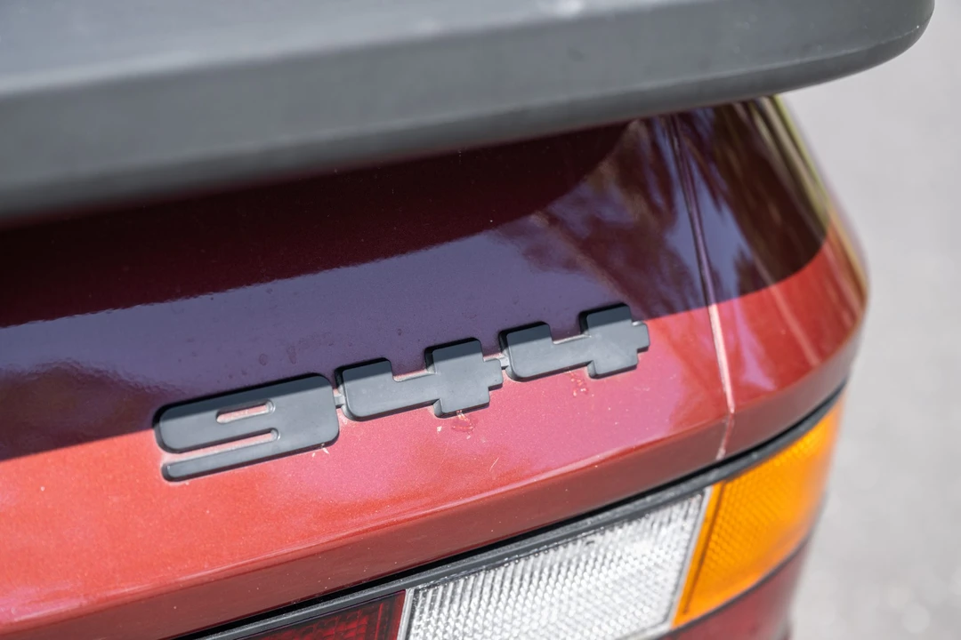 1985 Porsche 944 - Image 27 of 31