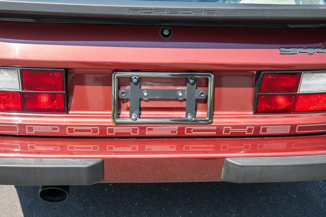 1985 Porsche 944 - Image 25 of 31