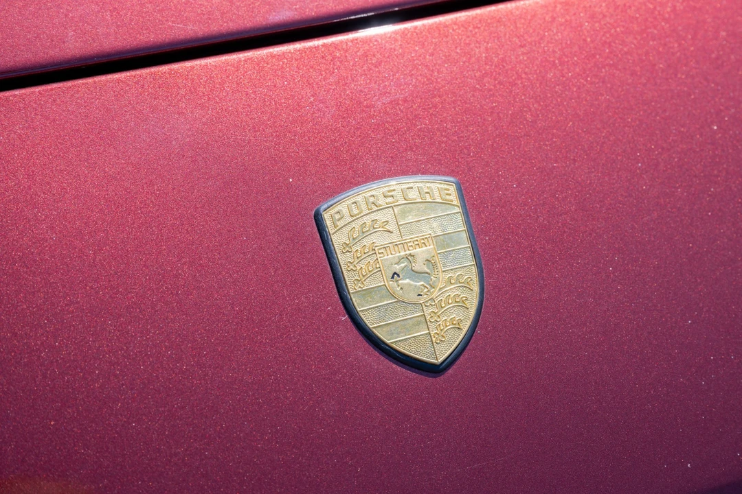 1985 Porsche 944 - Image 15 of 31