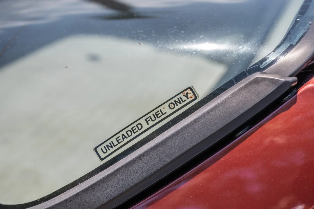 1985 Porsche 944 - Image 30 of 31