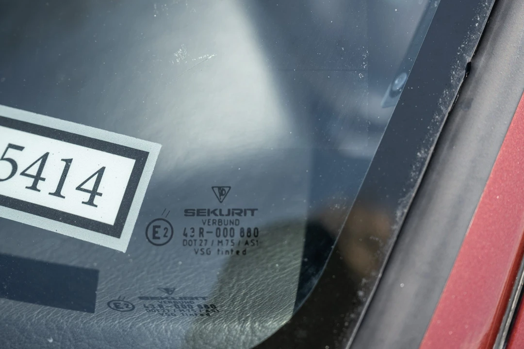 1985 Porsche 944 - Image 20 of 31