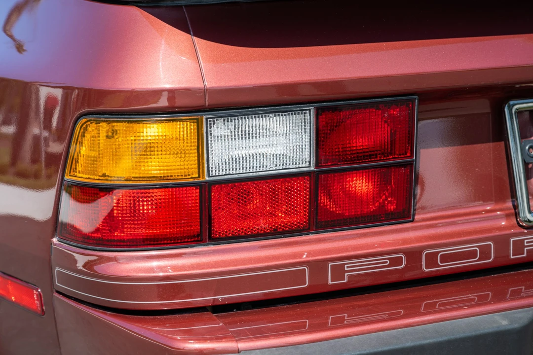 1985 Porsche 944 - Image 24 of 31