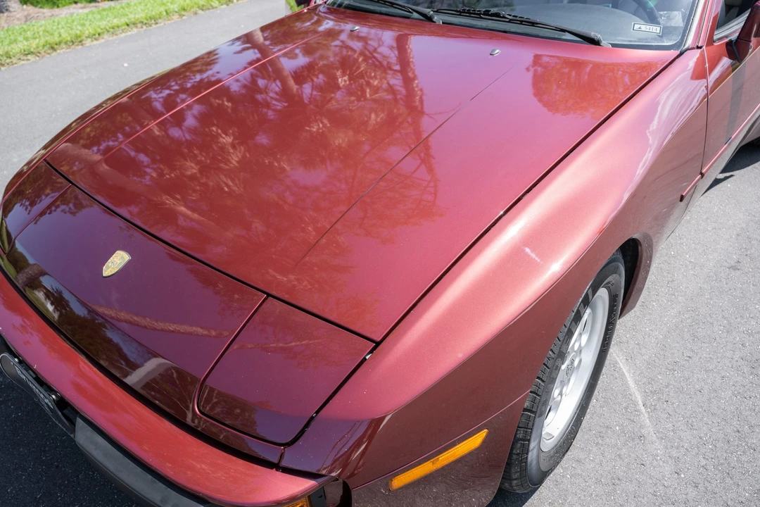 1985 Porsche 944 - Image 18 of 31