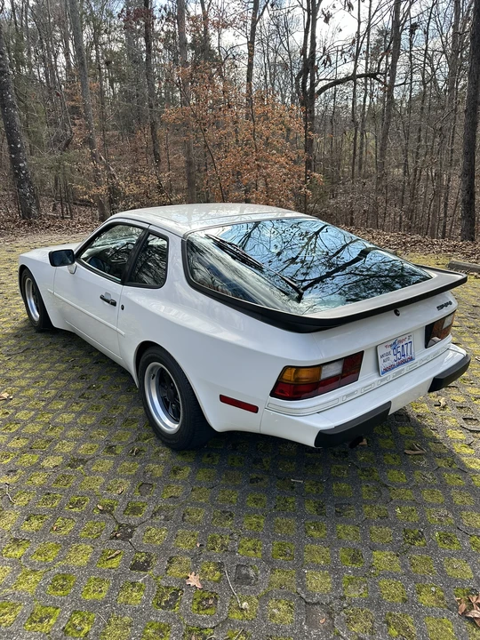 1985 Porsche 944 - Image 16 of 31
