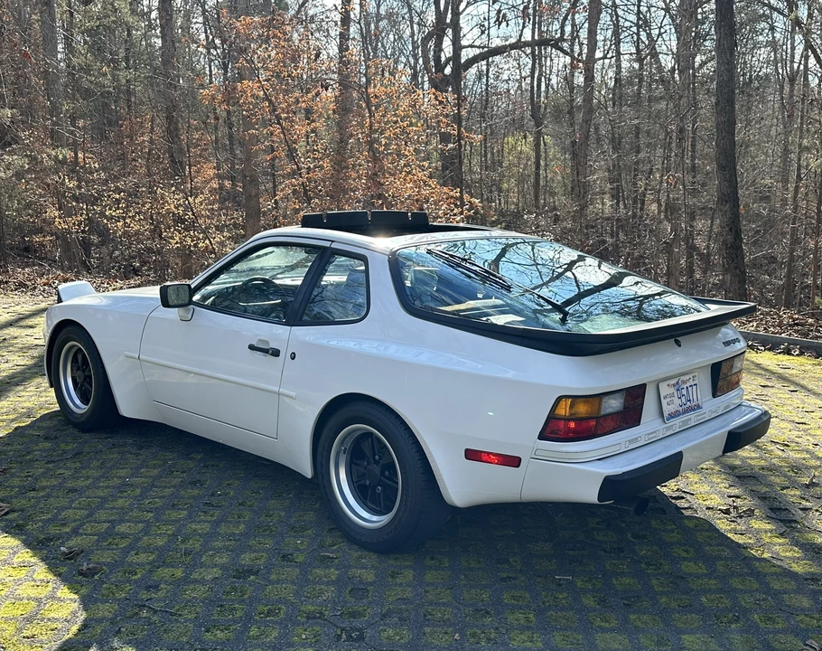 1985 Porsche 944 - Image 14 of 31