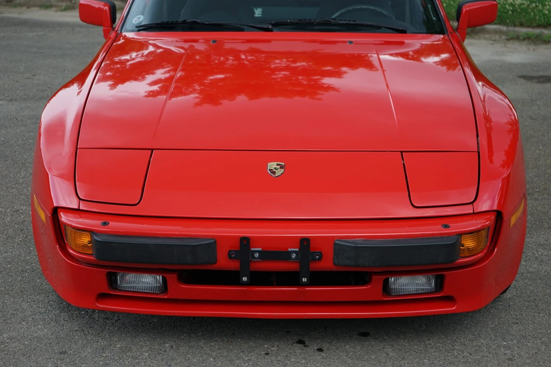 1985 Porsche 944 - Image 27 of 31
