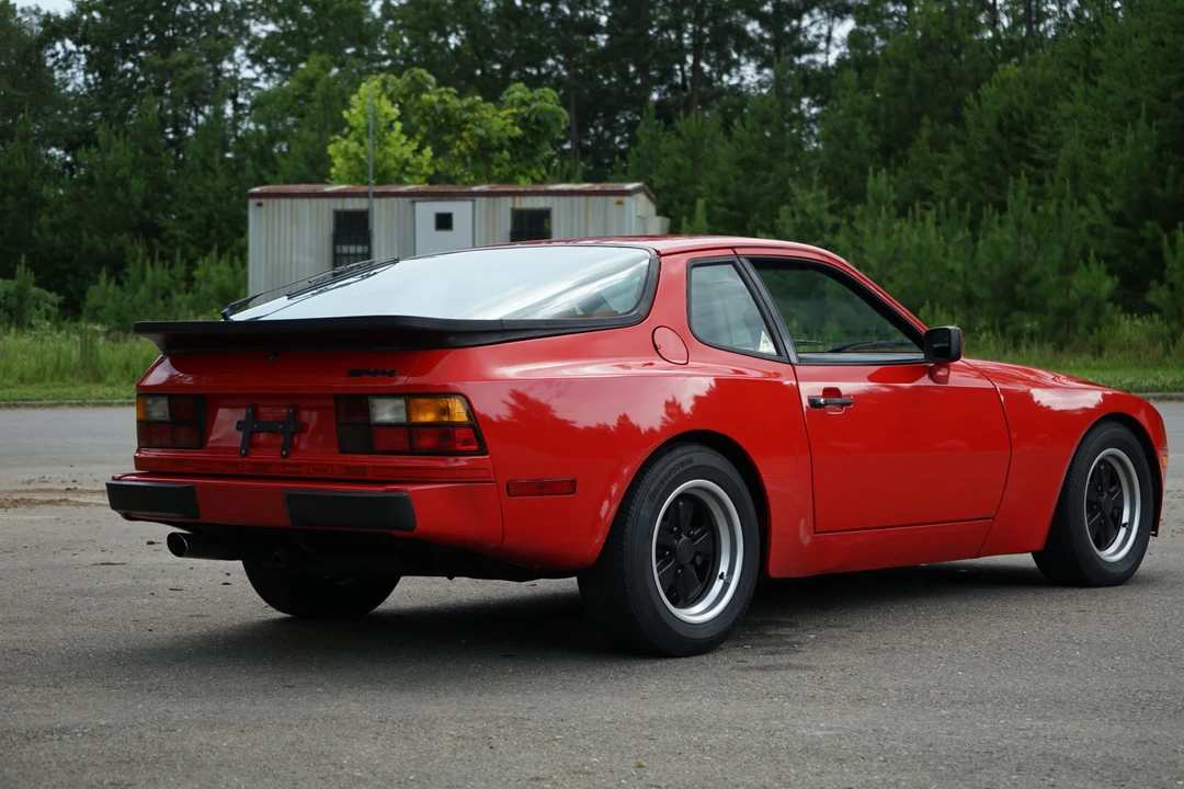 1985 Porsche 944 - Image 17 of 31