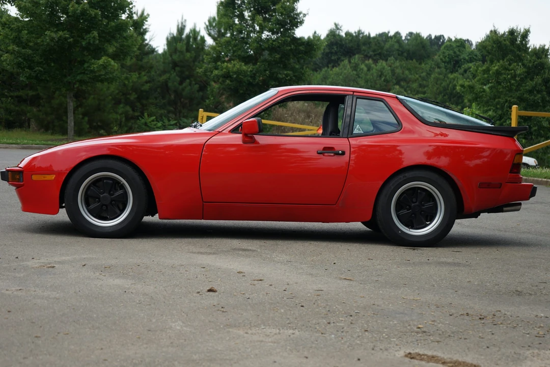 1985 Porsche 944 - Image 9 of 31