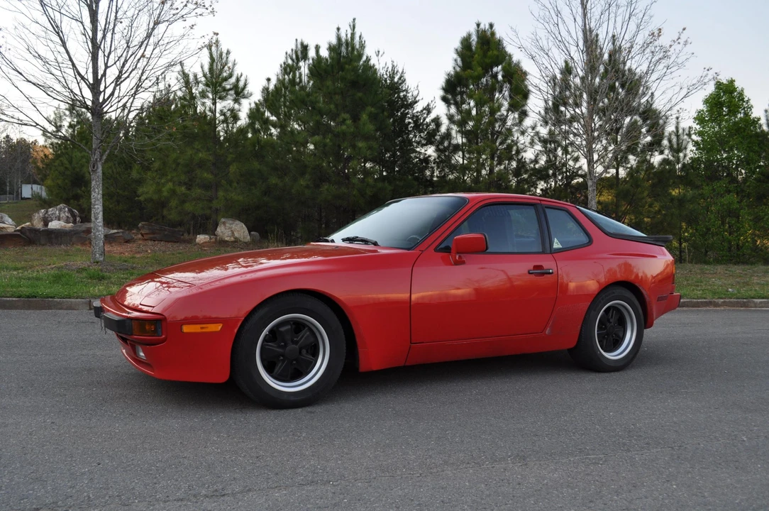 1985 Porsche 944 - Image 9 of 31