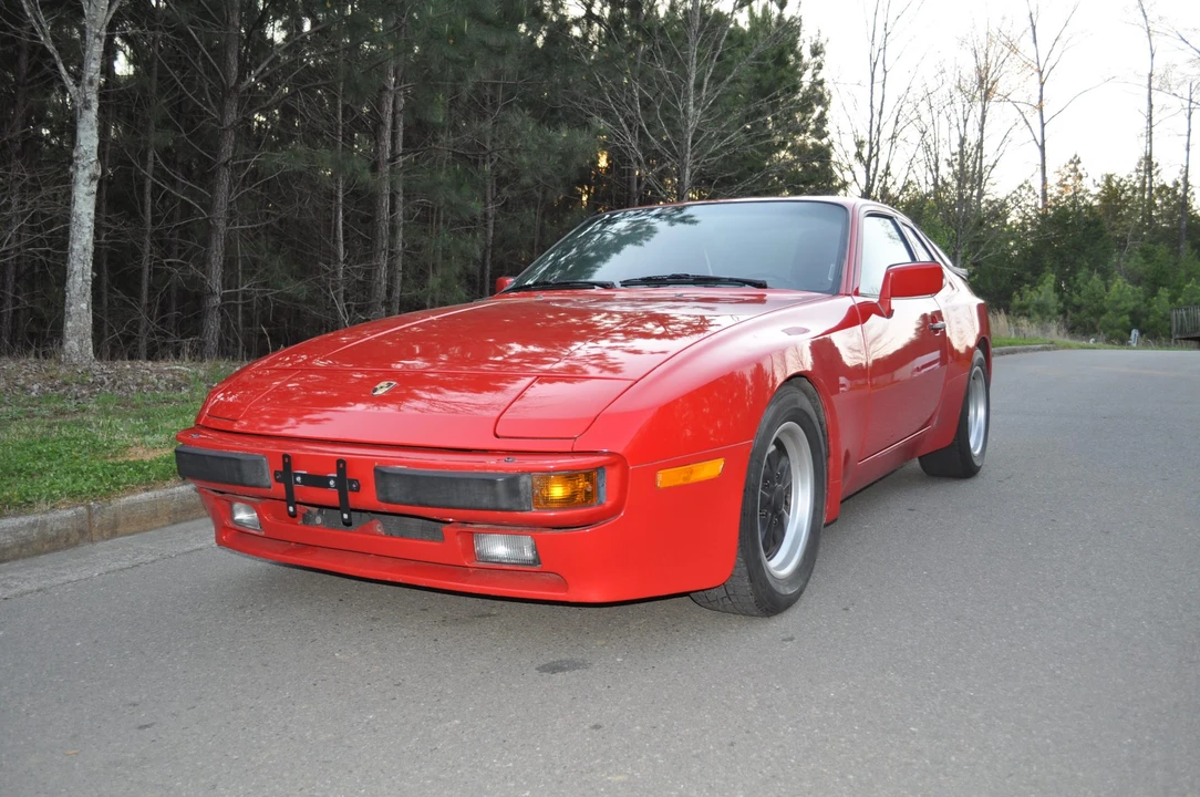 1985 Porsche 944 - Image 4 of 31